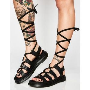 Dr Doc Marten Martens Kristina Ghillie Black Leather Gladiator Strap Sandal Sz 7